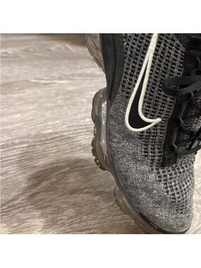 Nike VaporMax Flyknit Shoe - Black, Gray & White